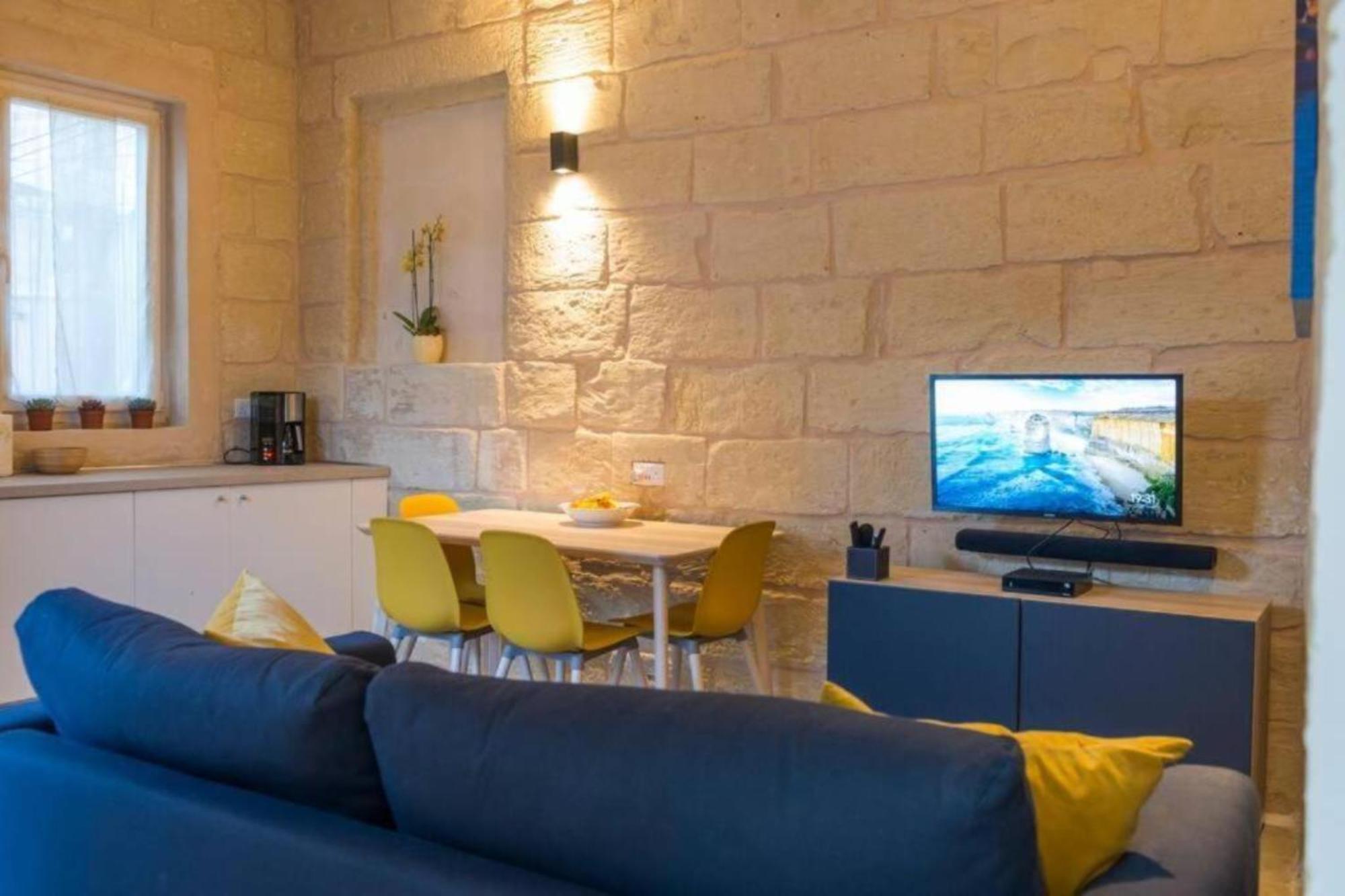 Authentic 1St Fl Apartment At The 3 Cities Marina Cospicua ภายนอก รูปภาพ