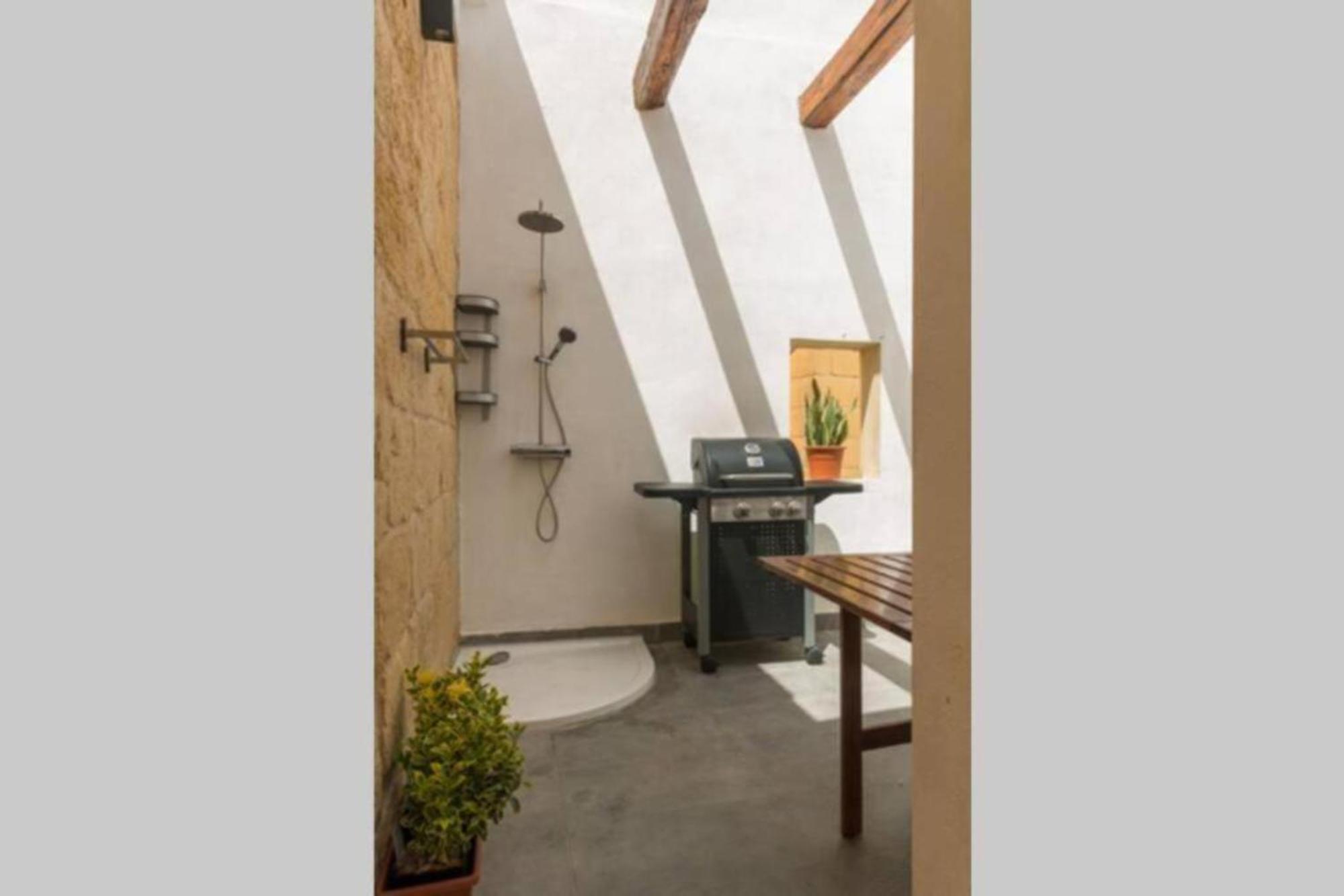 Authentic 1St Fl Apartment At The 3 Cities Marina Cospicua ภายนอก รูปภาพ